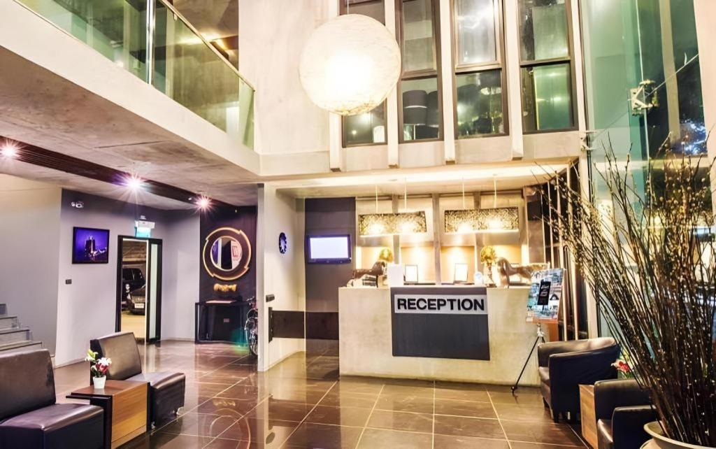 B2 Black Business And Budget Hotel Чіангмай Екстер'єр фото